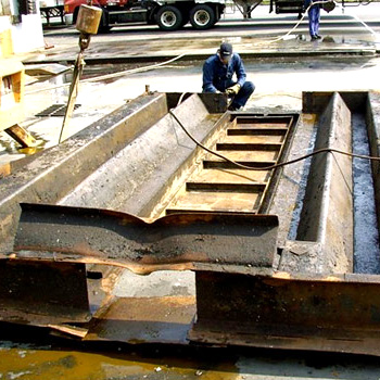 Cleaning Dock Leveler